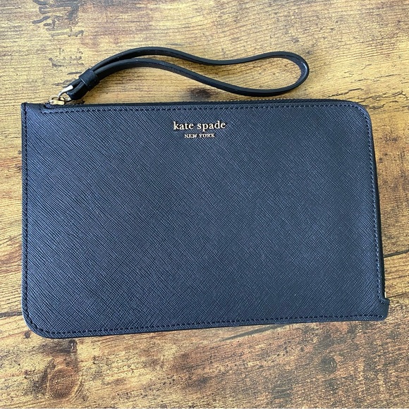 Kate spade black zippered wristlet - Picture 1 of 6